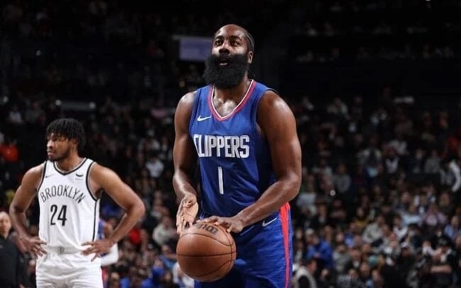 James Harden tenta explicar problemas no Clippers