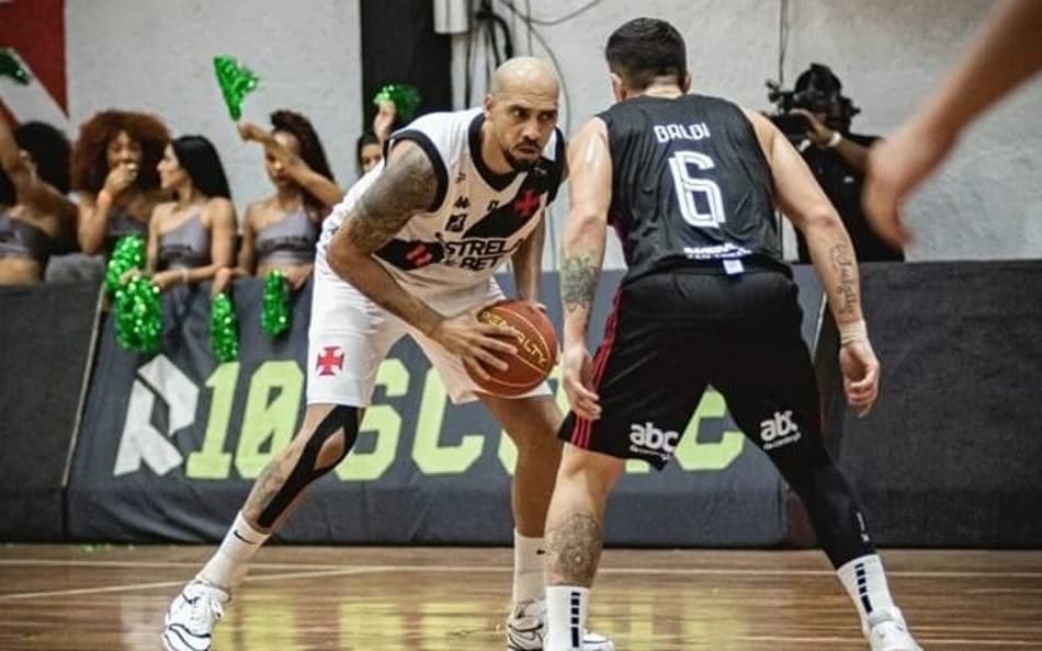Aro vira motivo de briga entre Vasco e Flamengo no NBB