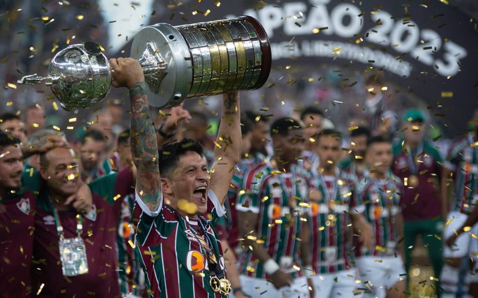 Vice em 2008, ex-jogador chora com título do Fluminense na Libertadores; assista