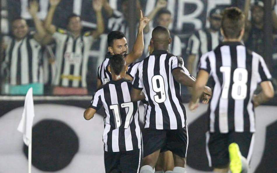 Sabia disso? Botafogo venceu a última partida que disputou como mandante em São Januário