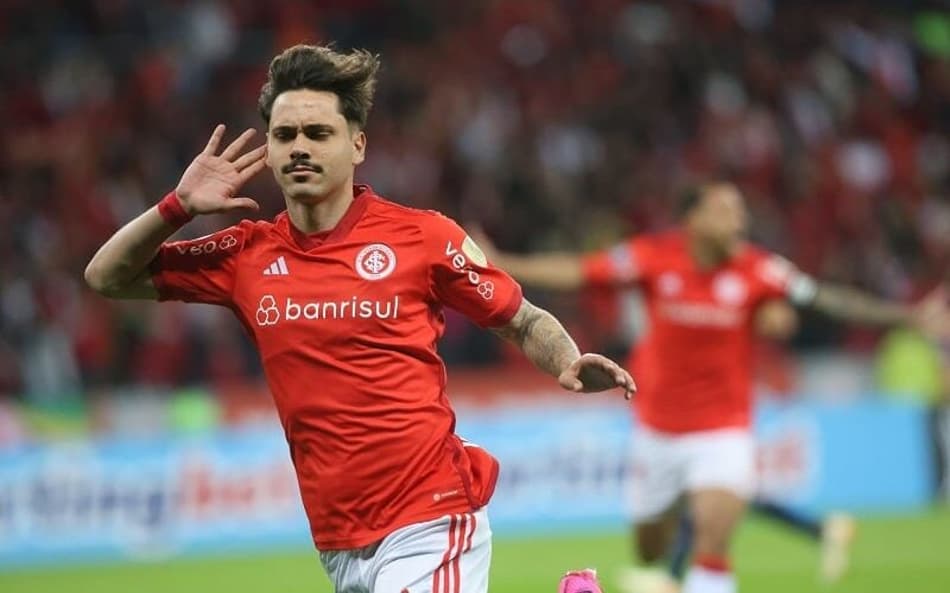 Com futuro indefinido no Inter, Mauricio deixa em aberto possível saída em 2024