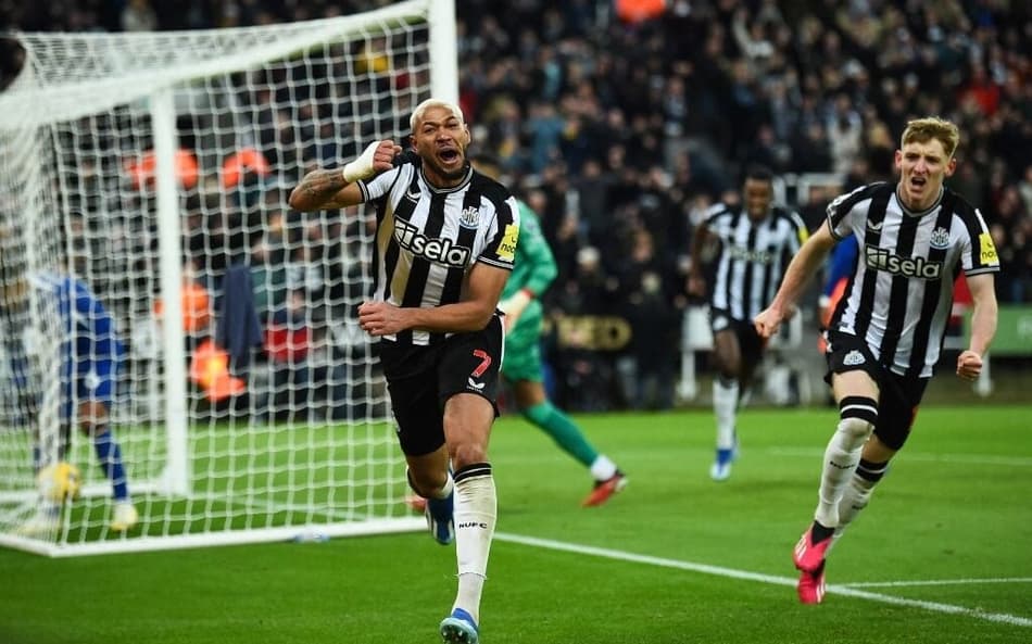 000_344W776-aspect-ratio-512-320