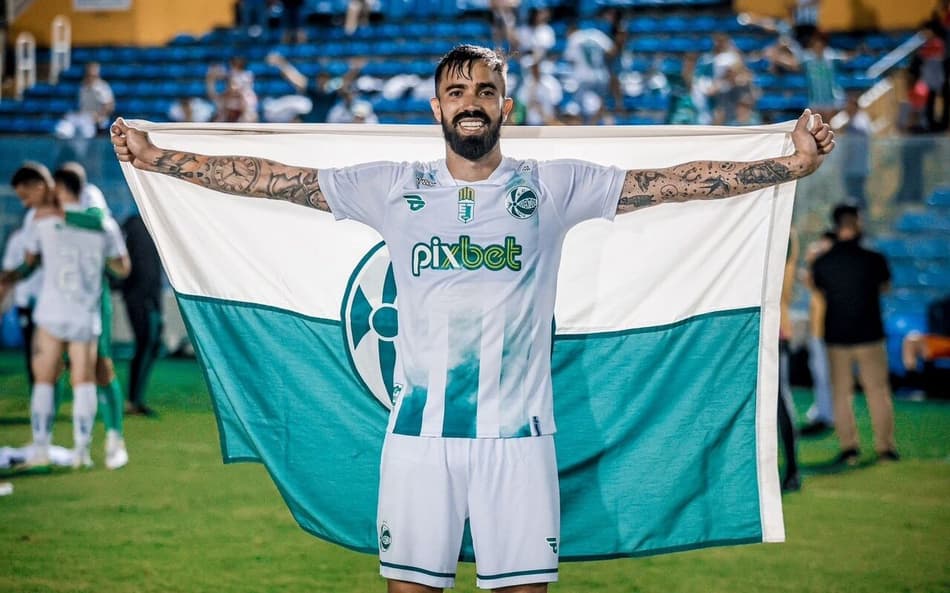 Matheus Vargas comemora acesso com o Juventude para a Série A e projeta 2024