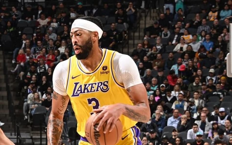Sete trocas que impactaram jogadores e times da NBA