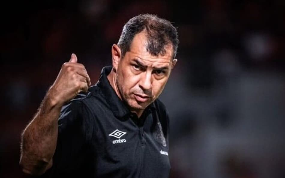 AO VIVO! Assista à coletiva de apresentação de Fábio Carille, novo técnico do Santos