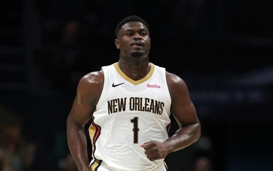 Pelicans muda contrato de Zion Williamson
