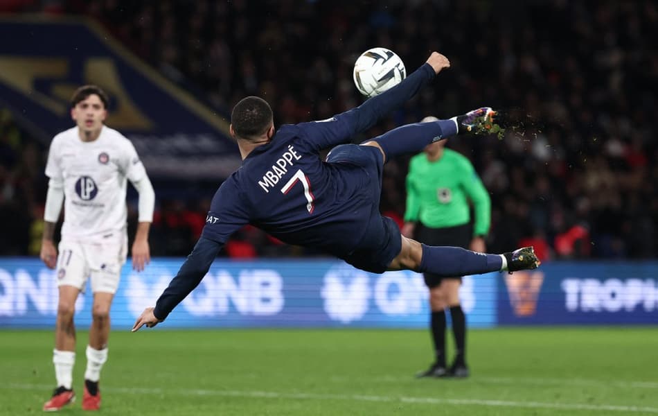 FBL-FRA-CHAMPIONS TROPHY-PSG-TOULOUSE