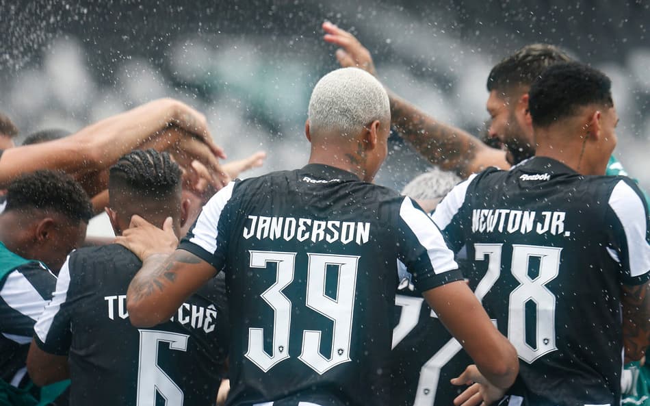 Botafogo x Sampaio Corrêa: onde assistir, escalações e horário do jogo do Carioca