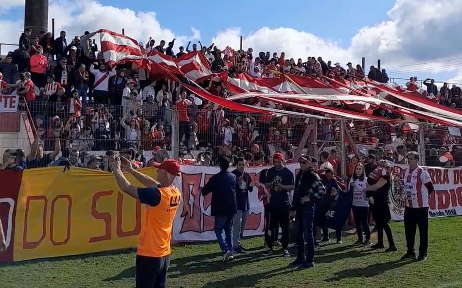Internacional perde para o Guarany e pode deixar a liderança do Campeonato Gaúcho
