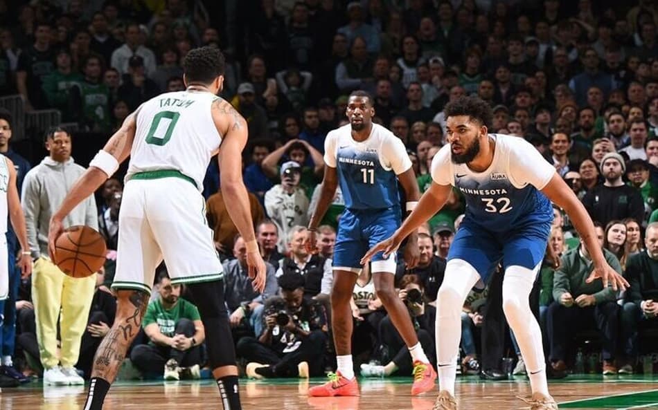 No encontro de líderes, Jayson Tatum brilha e Celtics vence Timberwolves