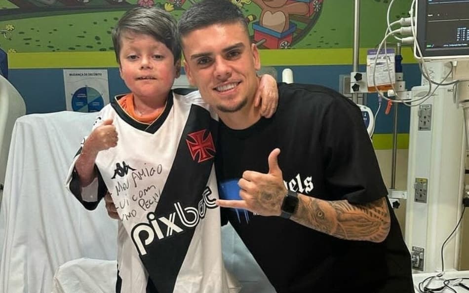 Em despedida do Vasco, Gui manda recado especial para Gabriel Pec