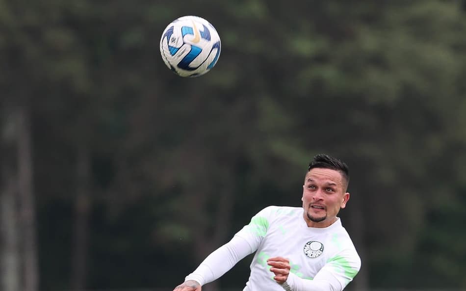 Palmeiras se reapresenta para 2024 com Artur e reforços