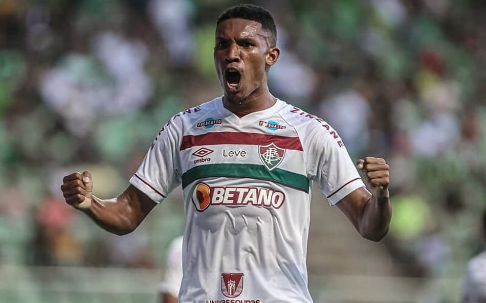 Reação de Lelê após gol em Volta Redonda x Fluminense viraliza na web: ‘Cinema!’