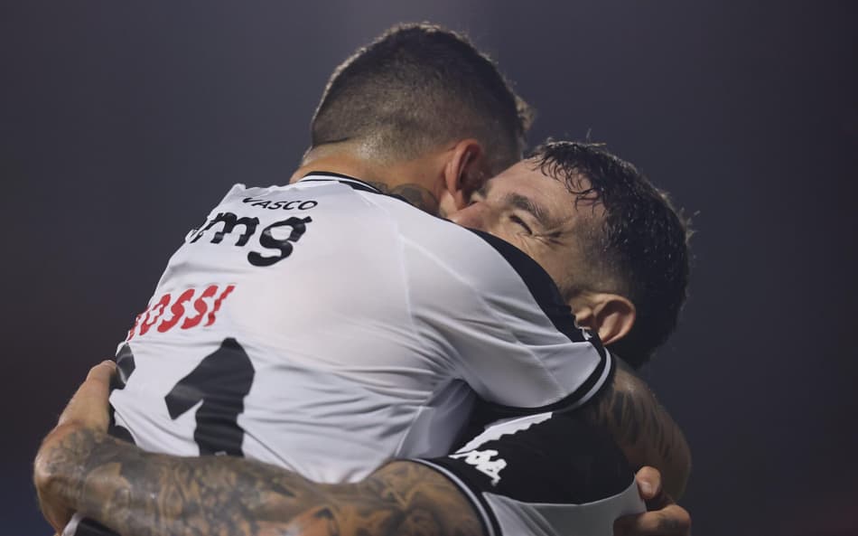 VÍDEO: Os gols da vitória do Vasco sobre o Marcílio Dias, pela Copa do Brasil