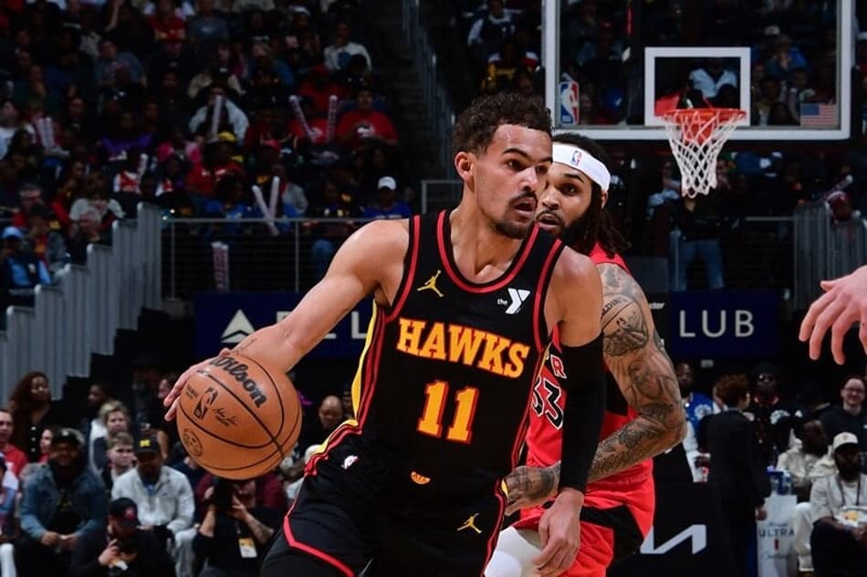 Trae Young lesão Hawks