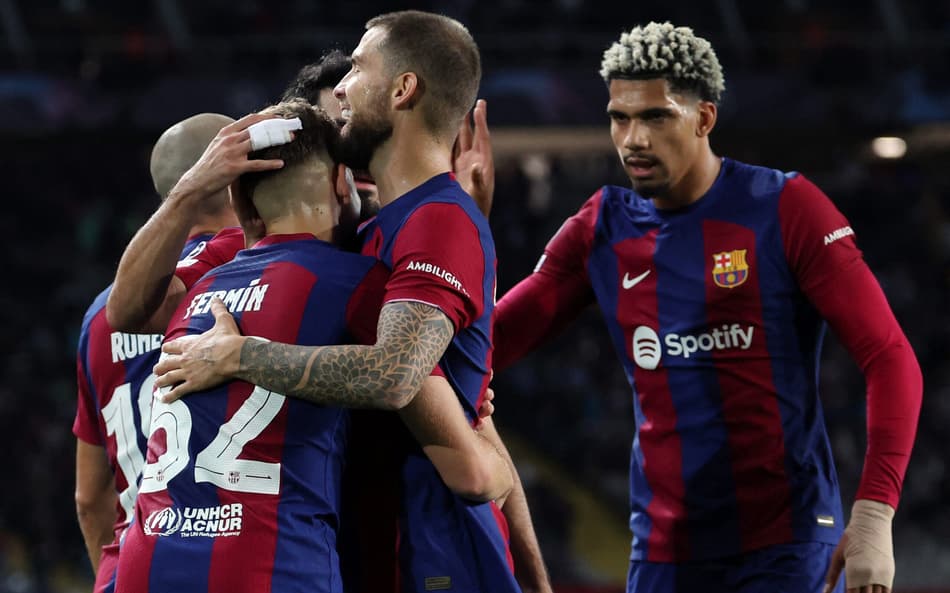 Titular do Barcelona comenta indefinição sobre futuro: ‘Não sei o que vai acontecer, mas estou feliz aqui’