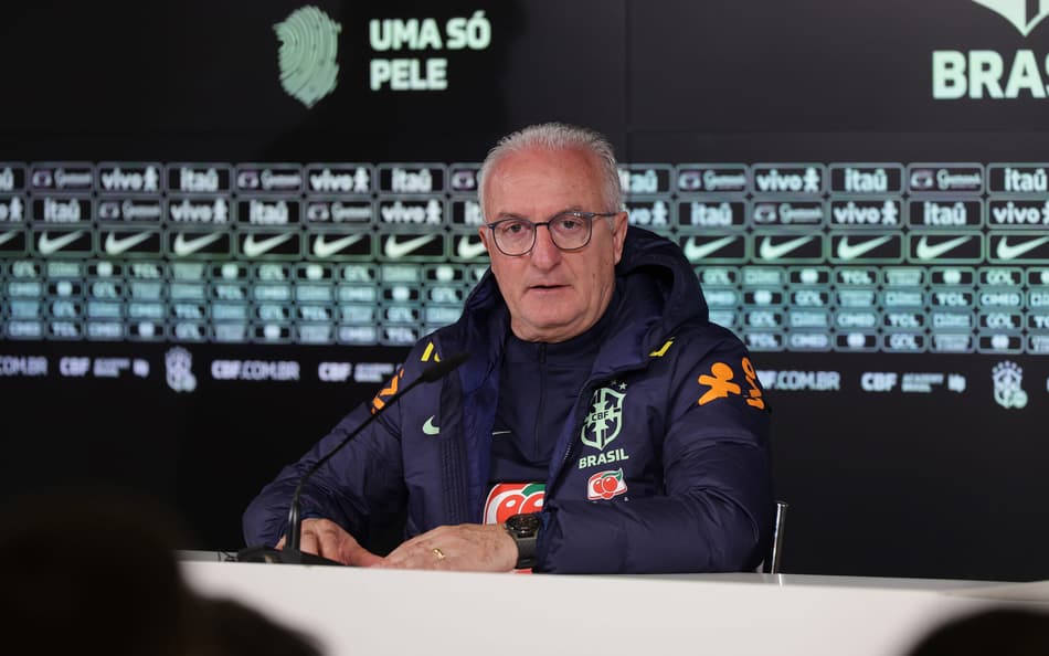 Endrick titular? Dorival Júnior revela se atacante iniciará no jogo da Seleção Brasileira contra a Espanha