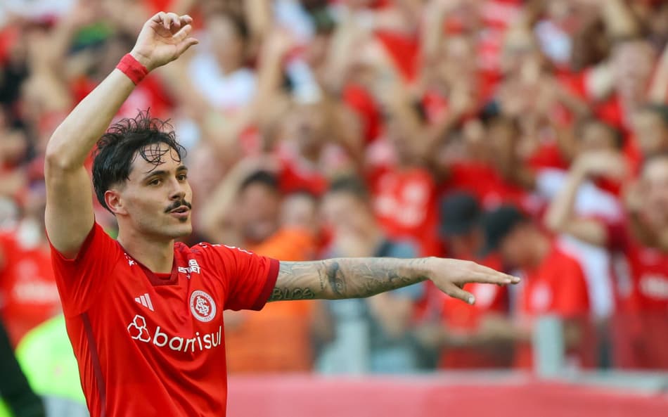 Internacional vence São Luiz em casa e avança à semifinal do Gauchão; veja os gols