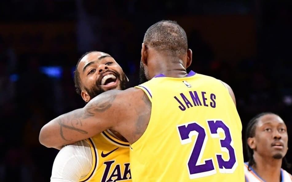 Davis, LeBron e Russell lideram e Lakers bate Thunder