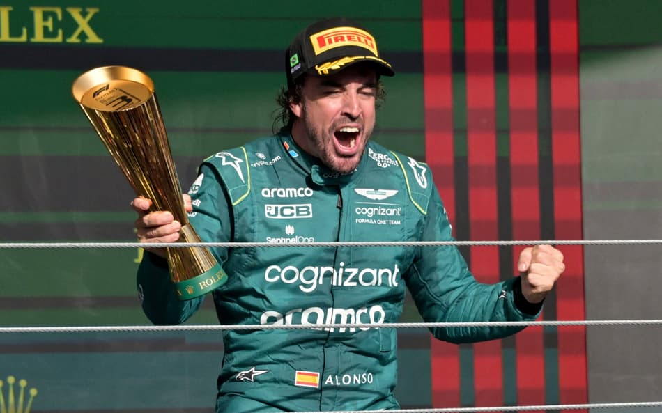 Fernando Alonso deixa treta para trás e diz que voltar a trabalhar com Honda é grande prazer