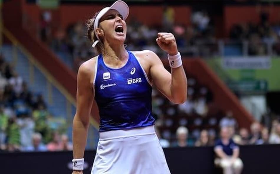 Bia Haddad vence de virada e mantém Brasil vivo na Billie Jean King Cup
