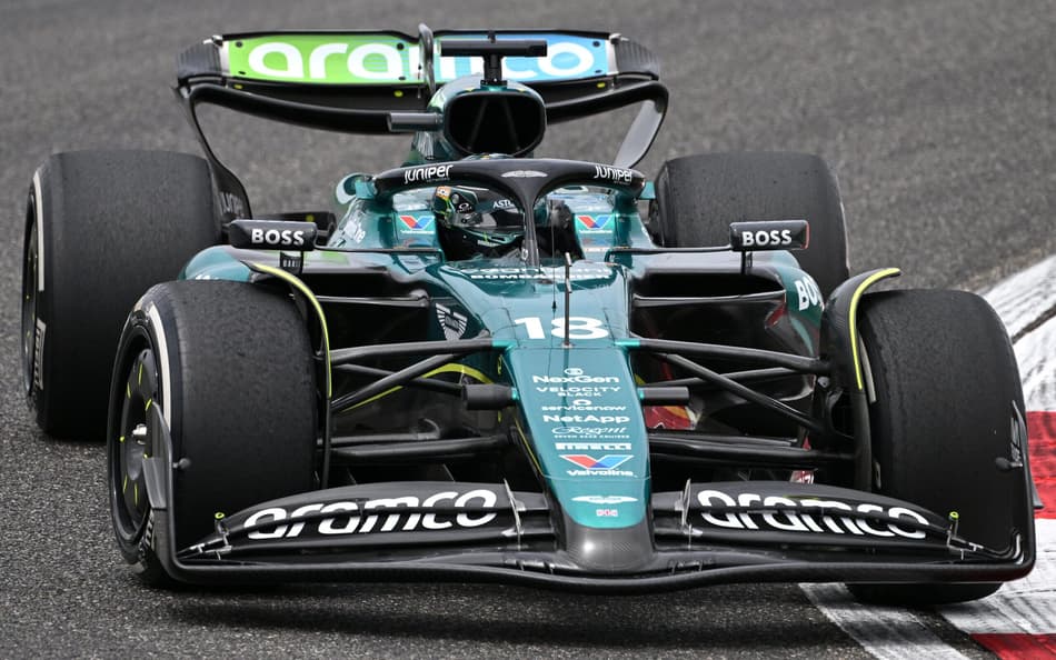 Stroll surpreende com pneus macios no fim e lidera treino livre do GP da China