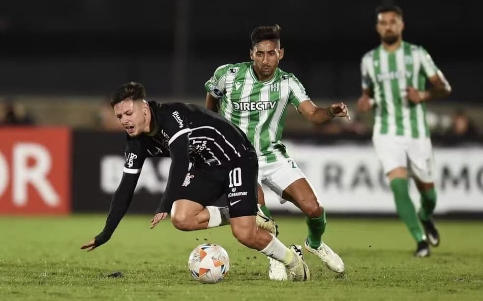 VÍDEO: Melhores momentos do empate do Corinthians com o Racing, pela Sul-Americana