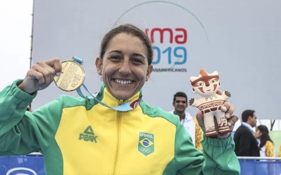 Luisa Baptista recebe alta hospitalar três meses após acidente grave