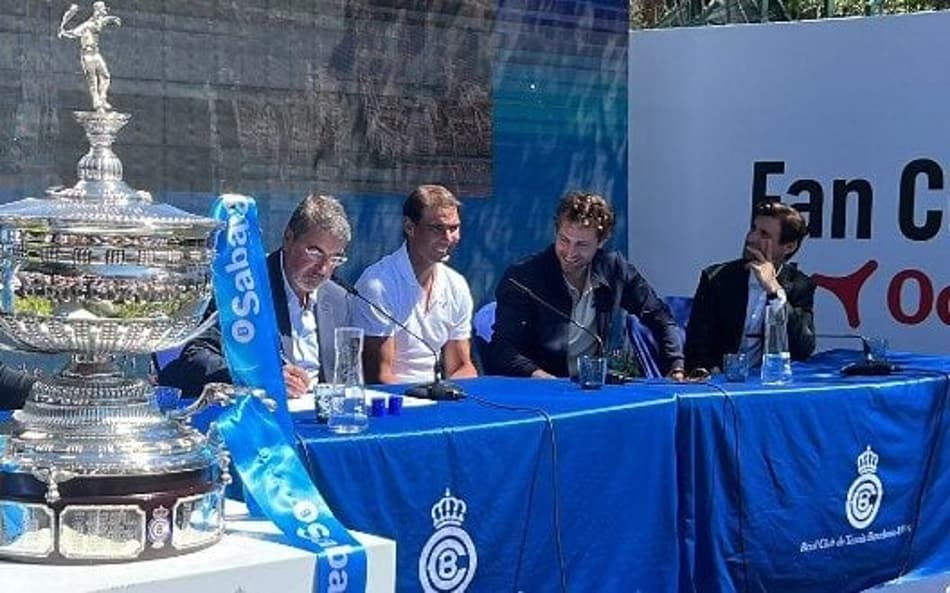 Nadal anuncia que jogará em Barcelona em modo de despedida: ‘Sinto que é meu último ano’
