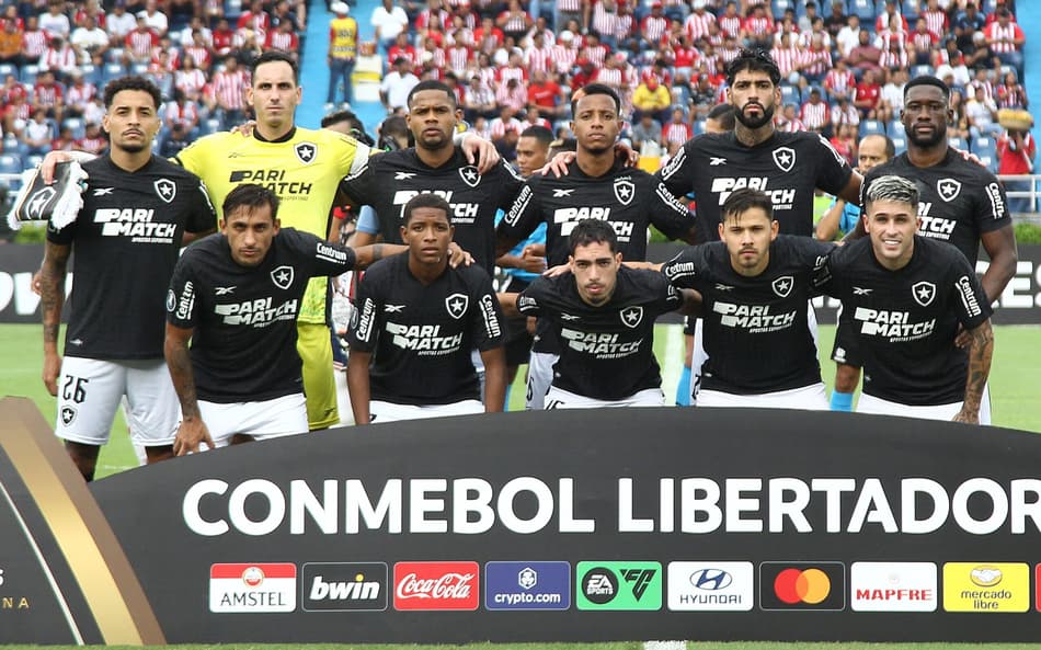 ‘Quarteto Fantástico’ do Botafogo ainda não engrenou jogando junto