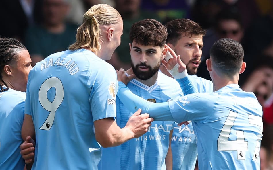AFP__20240511__34RE2P7__v1__HighRes__FblEngPrFulhamManCity-aspect-ratio-512-320