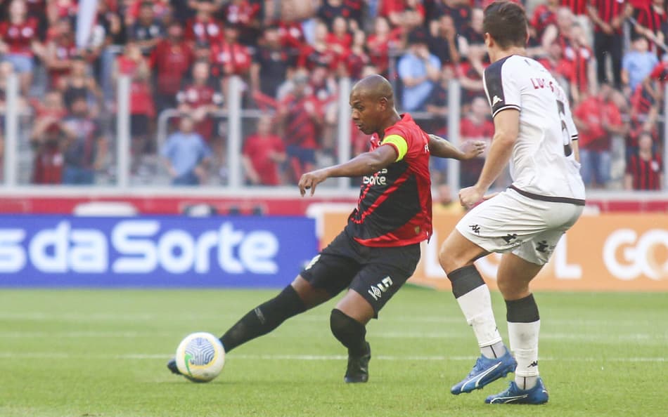 Assista aos melhores momentos de Athletico-PR 1×0 Vasco, pelo Brasileirão