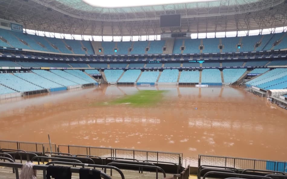 Enchentes invadem estádios de Grêmio e Inter, e jovens ficam ilhados; veja situação no RS e como ajudar