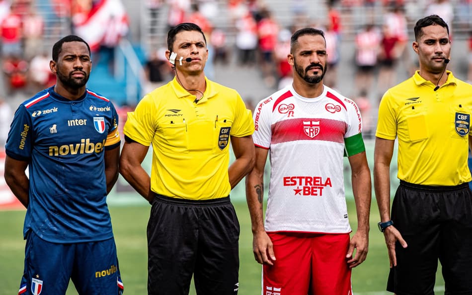 Fortaleza x CRB: onde assistir ao vivo, horário e prováveis escalações do jogo pela Copa do Nordeste