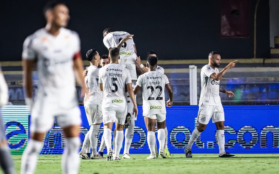 Santos tem novidade entre os relacionados para enfrentar o Botafogo-SP; veja provável escalação