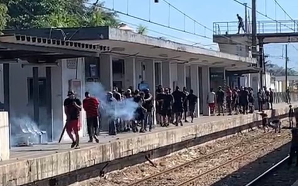 Torcedores de Vasco e Flamengo brigam antes de clássico no Maracanã; PM prende 25 suspeitos