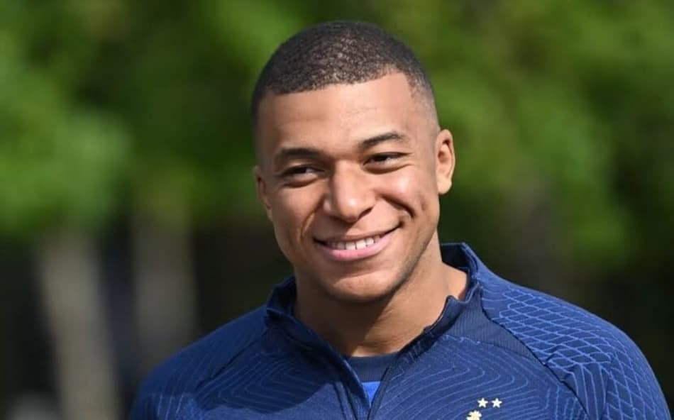 Mbappé está perto de quebrar recorde de Cristiano Ronaldo; entenda