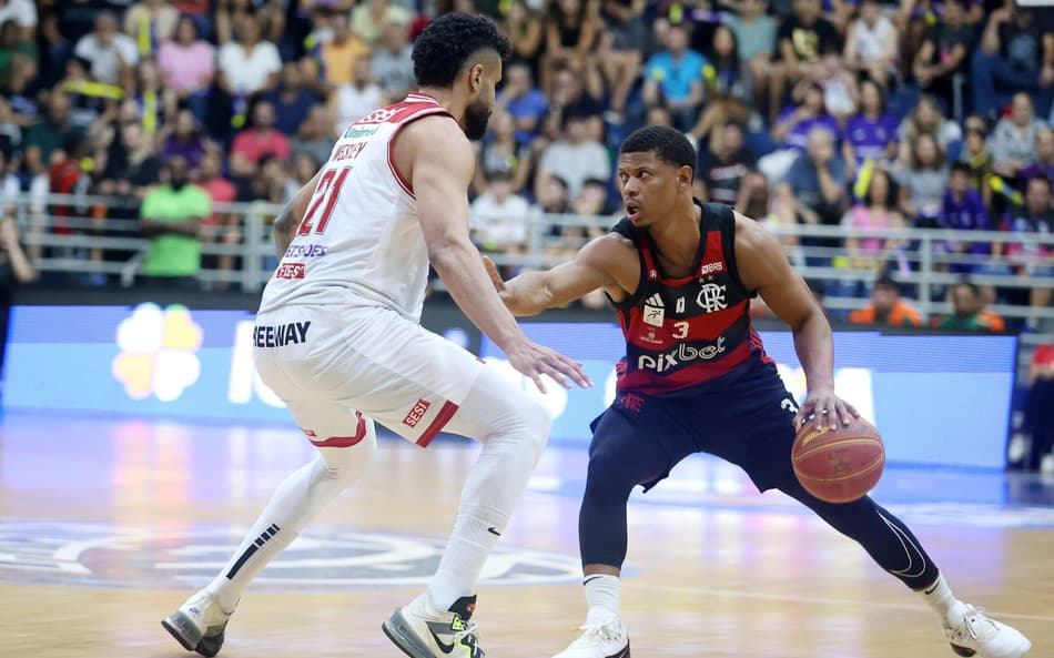 Franca vence o Flamengo e fica a uma vitória do tricampeonato no NBB