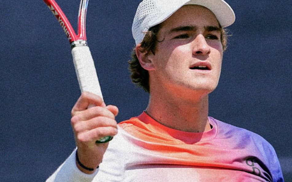 João Fonseca atropela ex-top 15 na estreia em Surbiton