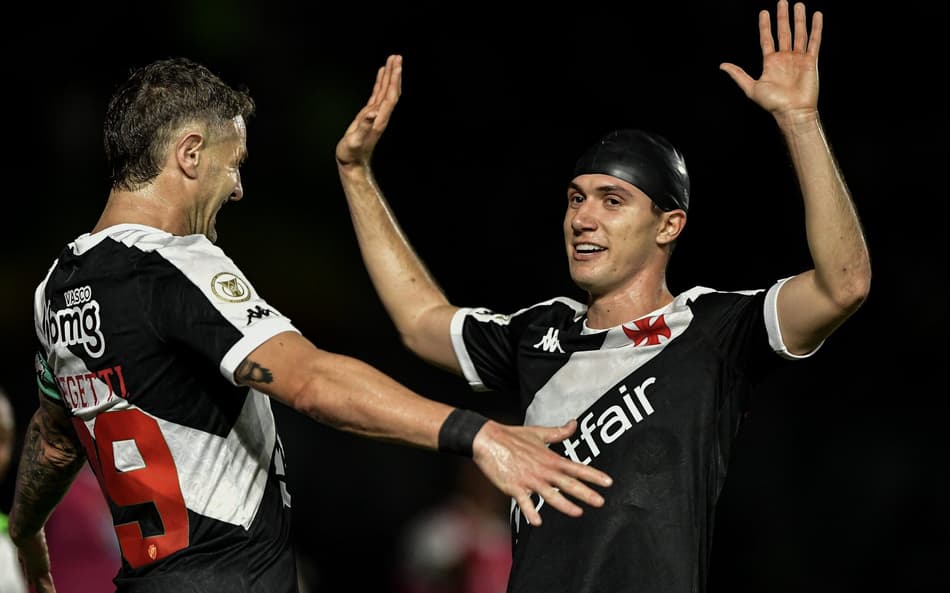 Torcedor se revolta com gol de ex-Corinthians pelo Vasco: ‘Nem pagou ainda’