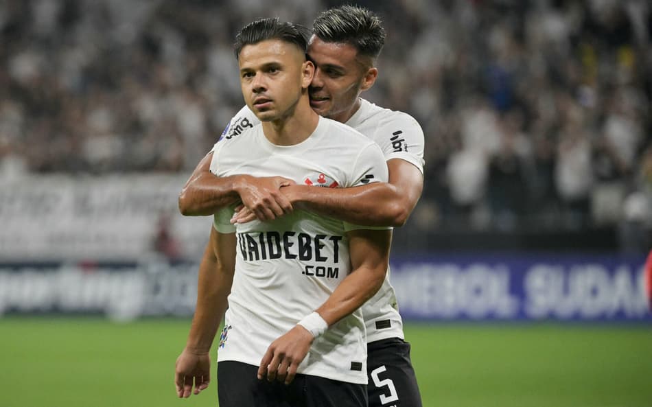 Romero comenta crise no Corinthians e destaca importância de Ramón Díaz: ‘Comprar rápido a ideia’