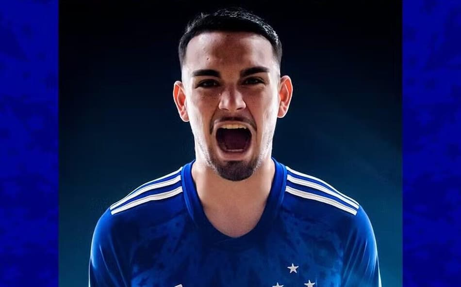 Cruzeiro oficializa contratação de Fabrízio Peralta