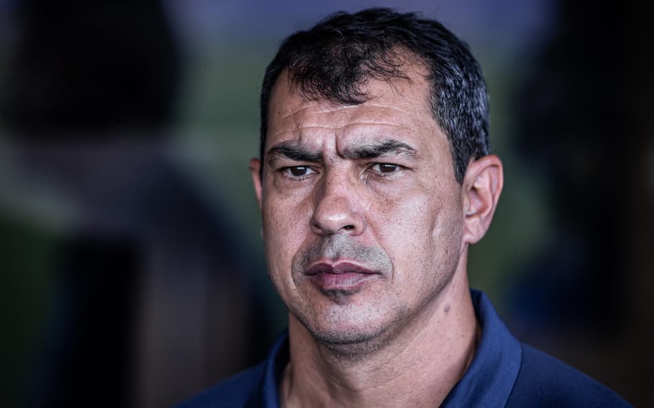 Carille admite atuação ruim do Santos e comenta pressão: ‘Alivia até o próximo jogo’