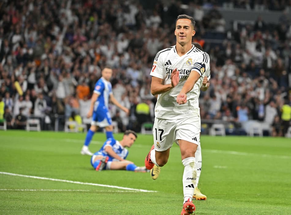 Lucas Vázquez comemora gol em Real Madrid x Alavés por La Liga (Foto: Javier Soriano/AFP)