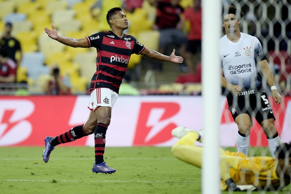 Flamengo x Corinthians - Alex Sandro