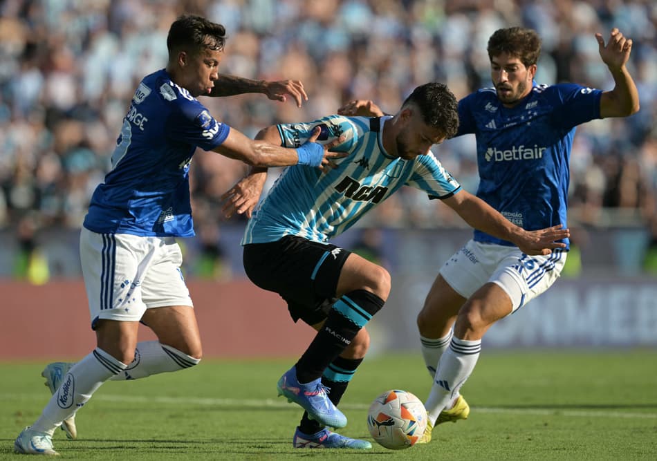 FBL-SUDAMERICANA-RACING-CRUZEIRO