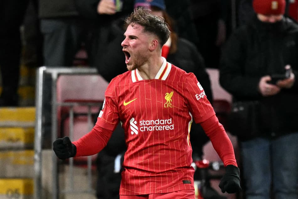 Mac Allister celebra gol do Liverpool contra o Real Madrid de Ancelotti (Foto: Oli Scarff / AFP)