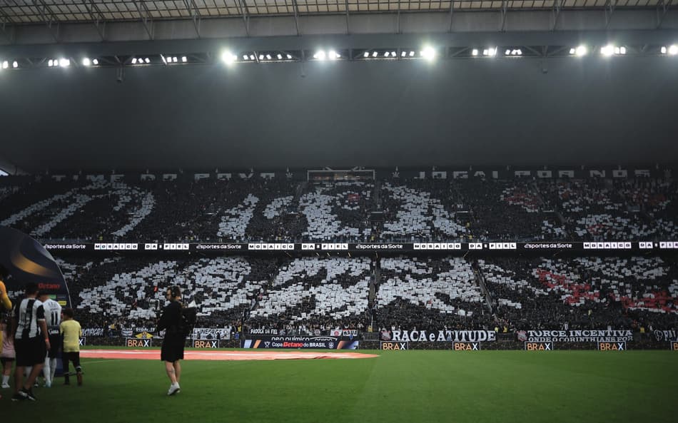 Jornalista comenta vaquinha de torcedores do Corinthians: ‘Estão rindo da sua cara’