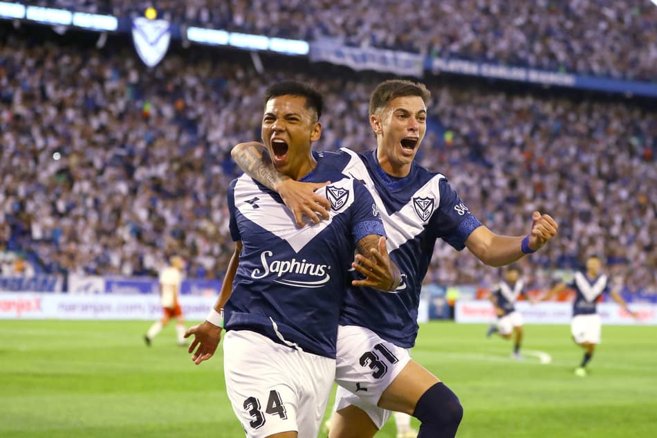 FBL-ARG-VELEZ-HURACAN
