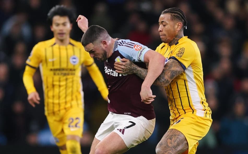 Premier League: Aston Villa vira, mas sofre empate em casa contra o Brighton